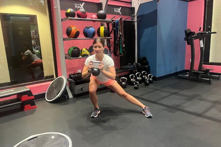 kettlebell side lunges
